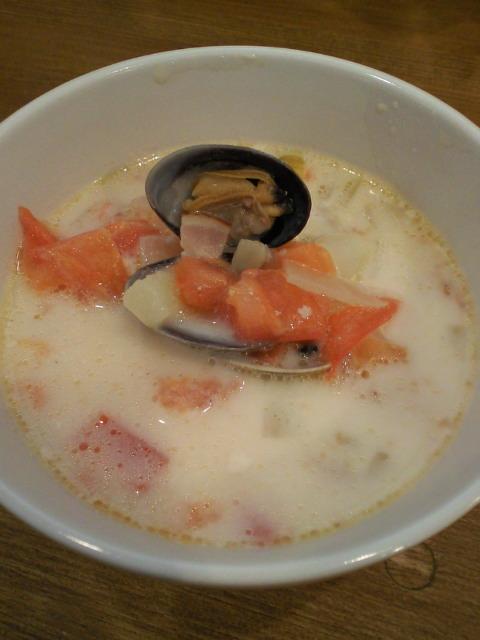 あさりとトマトのクラムチャウダー