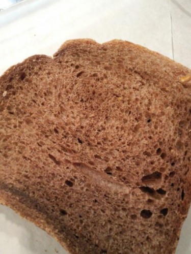 ココアとオレンジピールのパン