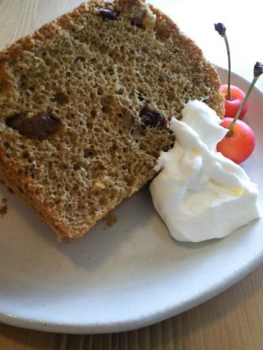 ドライフルーツとクルミのシフォンケーキ＊