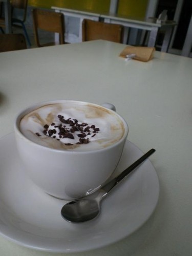 新しいカフェ発見！