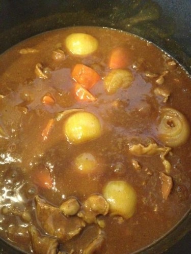 牛スジ肉のカレー