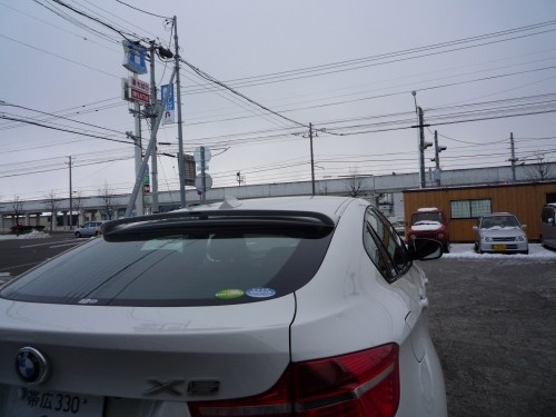 作業風景(BMW X6 電装品取付)