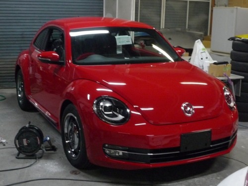 作業風景(VW The Beetle リモコンエンジンスターター)