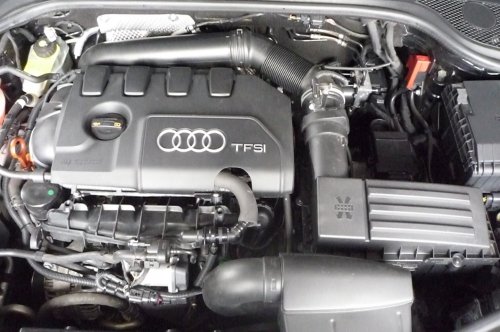 作業風景(Audi VAG TuningModule)