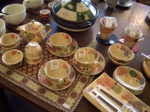寅年だけど食器は「兎」?&今年のラッキーカラー
