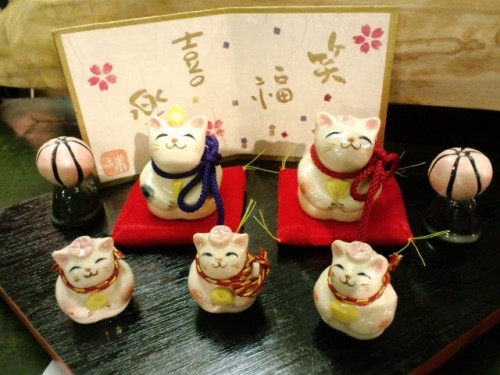 お雛様と春色シュシュ
