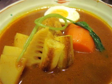 4月のマンスリーとピクルス