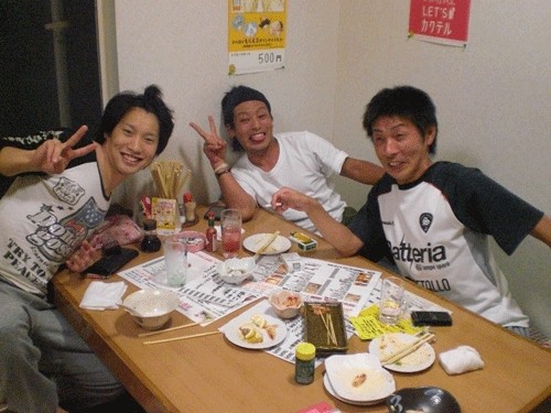 昨夜のお客さま!サッカーの仲間達♪