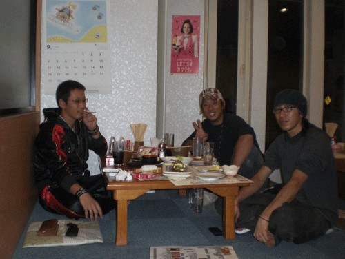 昨夜のお客さま!ソフトボールの仲間がやって来た♪