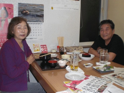 昨夜のお客さま!今夜の枡酒は・・・♪