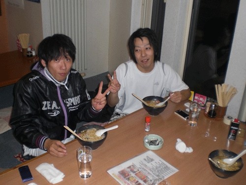 昨夜のお客さま!野菜炒めが好きな若い仲間達♪