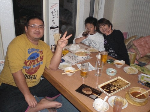 昨夜のお客さま!隠れて・・・♪