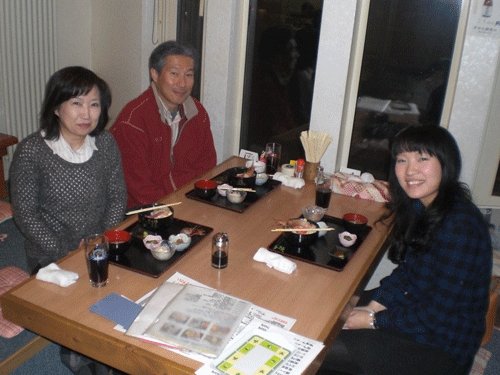 昨夜のお客さま!ゆりえちゃんの未来に乾杯♪