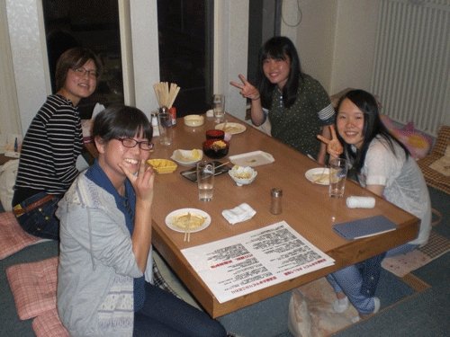 昨夜のお客さま!　女子会♪