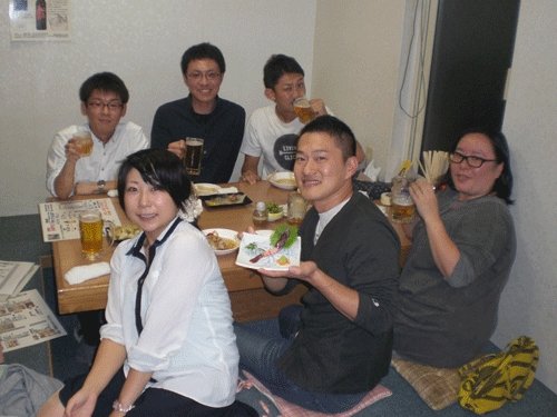 昨夜のお客さま！お誕生日にぶどう海老もらっちゃった♪