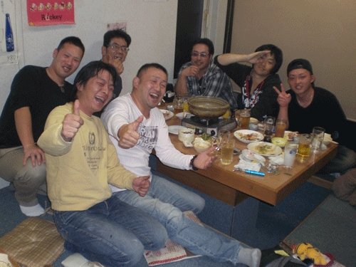 昨夜のお客さま!酒だぁ、酒だぁ、宴会だぁ♪