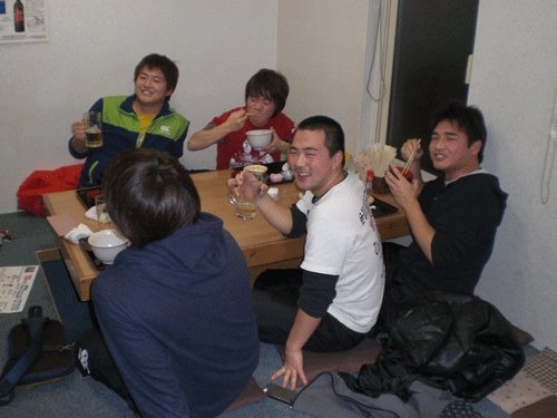 昨夜のお客さま!飲み放題880円で宴会だぁ♪