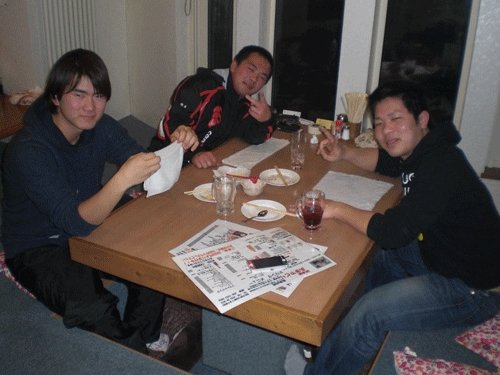 昨夜のお客さま!仲間と飲む酒いいもんだぁ♪