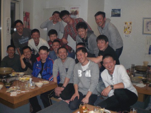 昨夜のお客さま!酒だぁ酒だぁ宴会だぁ♪