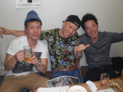 昨夜のお客さま!今夜は飲んでるぜぇ♪