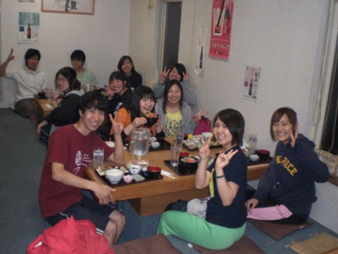 昨夜のお客さま!笑顔でハイ!ポーズ♪