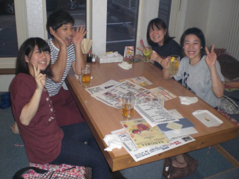 昨夜のお客さま!飲み放題880円でかんぱ～いだぁ♪