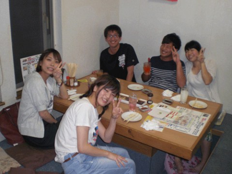 昨夜のお客さま!若い笑顔がいっぱ～い♪