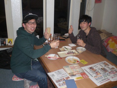 昨夜のお客さま!出身中学校は店の前だった♪