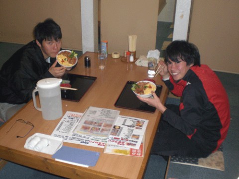 昨夜のお客さま!うに丼食べたぞぅ♪