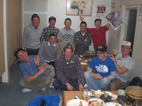 昨夜のお客さま!酒だぁ酒だぁ宴会だぁ♪