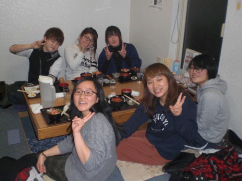 昨夜のお客さま!女子大生のディナー♪