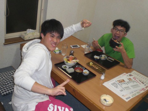 昨夜のお客さま!ちらし寿司定食を食べるぞぅ♪