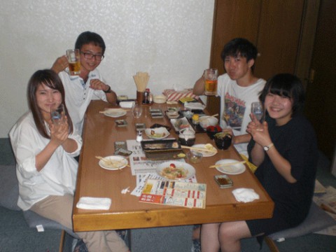 昨夜のお客さま!バイト君いらっしゃ~い♪