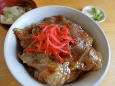 帯広の名物は豚丼♪