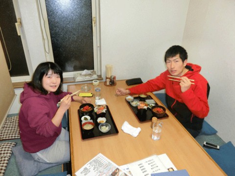 昨夜のお客さま!夜だって定食が召し上がれますよ♪