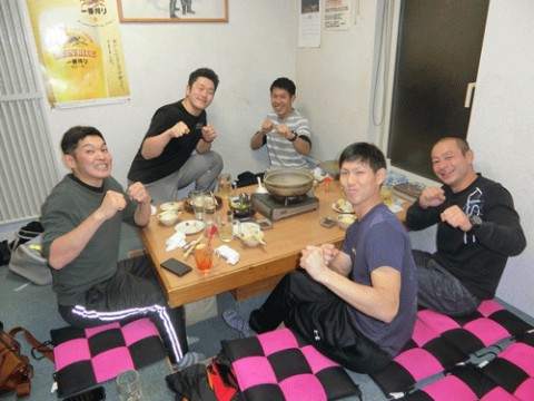 昨夜のお客さま!我らは格闘家♪