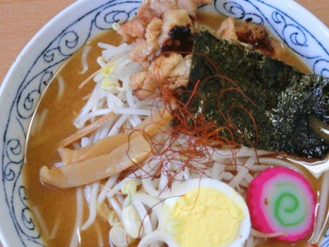 炭焼ホルモンラーメン♪