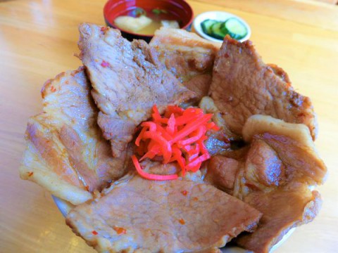 じゃらん見たよ! で、甘辛豚丼が500円♪