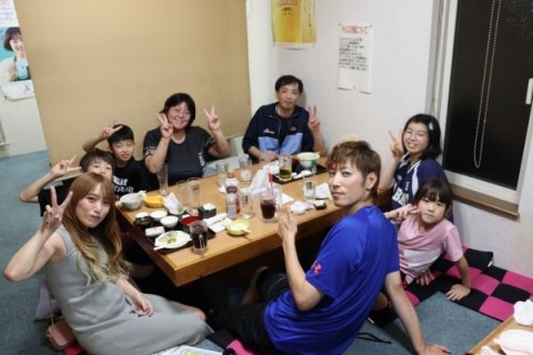 昨夜のお客さま!夏の熱い夜は、かんぱい♪