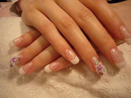 フレンチネイルでも～№２