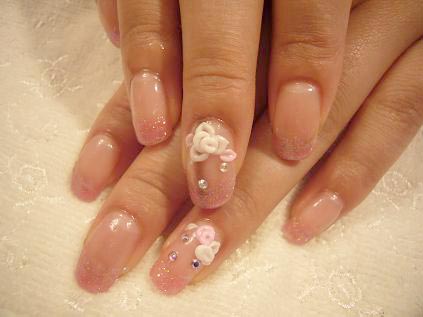 持ちの良いネイルは～