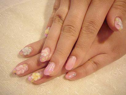 ジェルネイルで楽しもう！