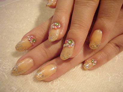 淡いオレンジがキュート！