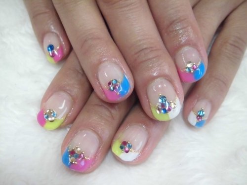 カラフルフレンチネイル♪