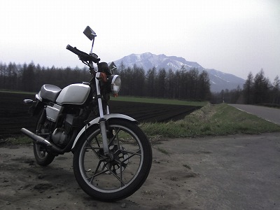 バイクで