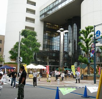 藤丸の広場の時計