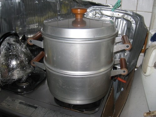 蒸し器の中身はな～んだ？