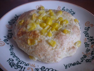 簡単！混ぜるだけパンだよ。