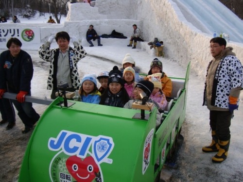 始まりました！氷まつり