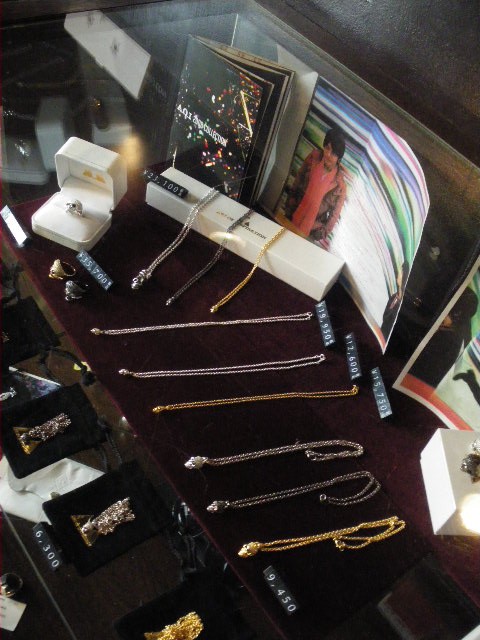 ミスチルファン必見！！話題のシルバーブランドＡＯＩ